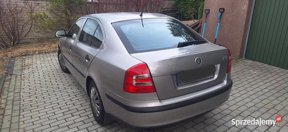 SKODA OKTAVIA Z 2011 ROKU SEDAN Z INSTALACJĄ benzyna+LPG