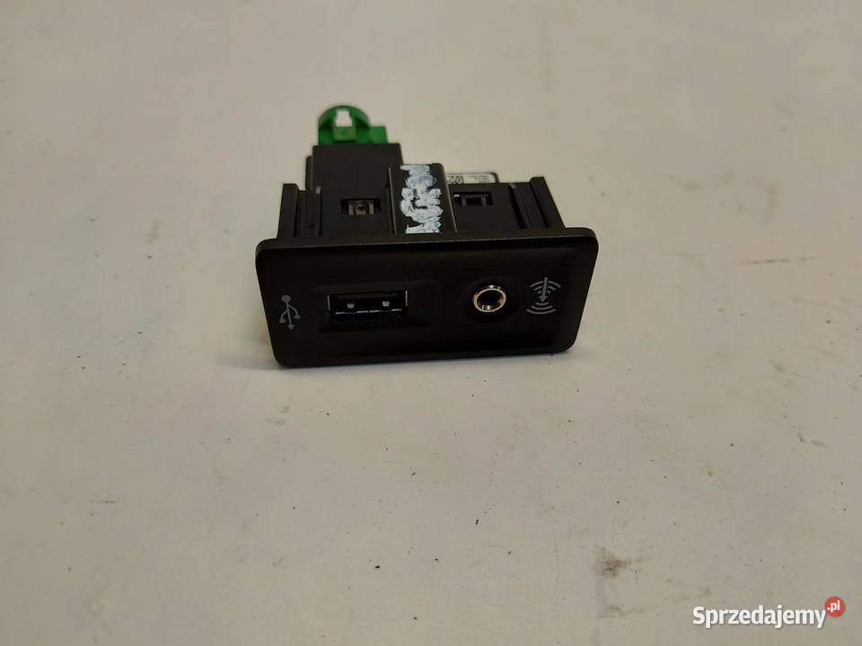 VW Arteon 3G8 2018r GNIAZDO PORT USB 5G0035222E