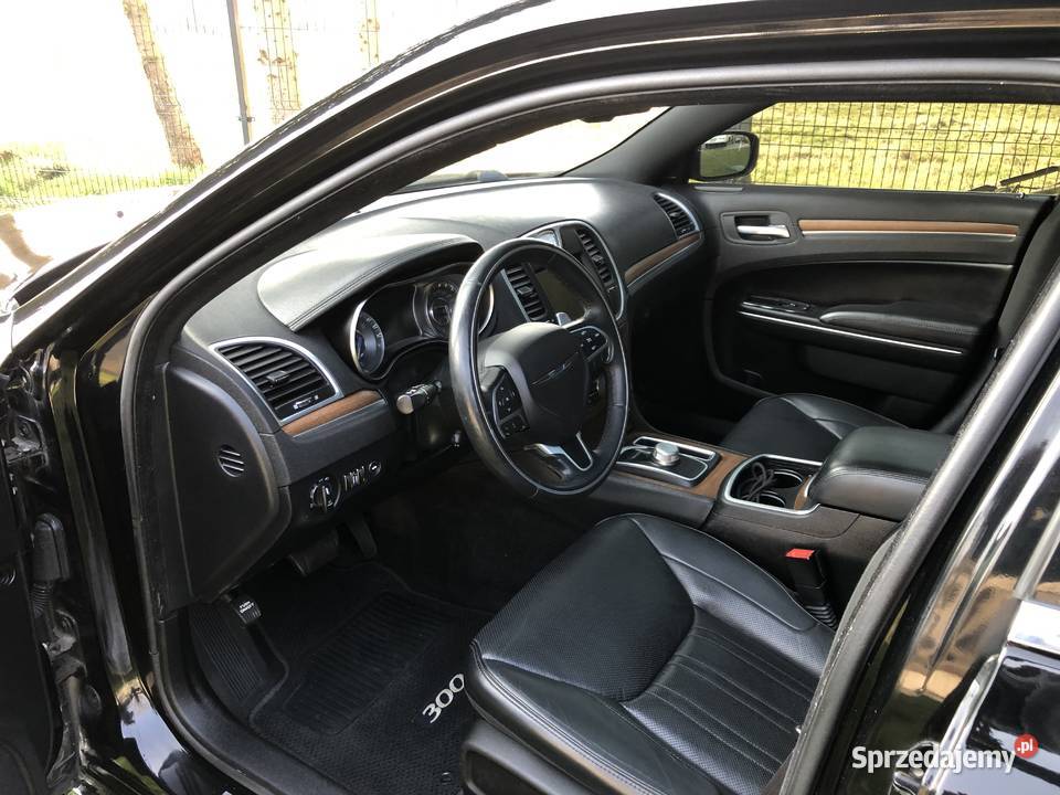 Chrysler 300C 36 AWD 4x4 PLATINUM 2016r 305KM Pogorzelica