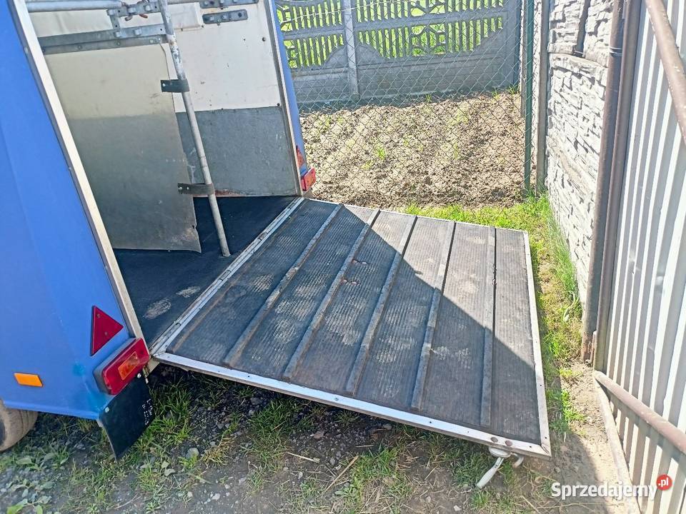 Przyczepa do przewozu 2 koni śląskie Pilica