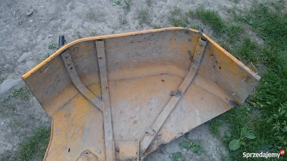 Tylne błotniki c330 Gruszów