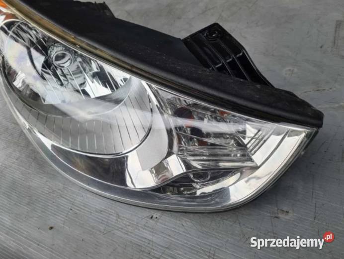 Reflektor Lampa Hyundai Tucson IX35 Prawa Prawy Częstochowa