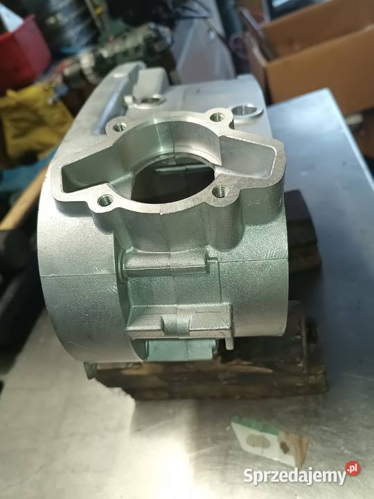 Nowe kartery połówki DDR MZ ETZ 125 150 pod Zduńska Wola