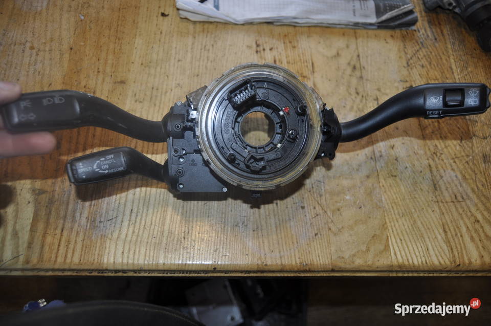 AUDI A6 Q7 MANETKI KIEROWNICY 4F0953549a sprzedam