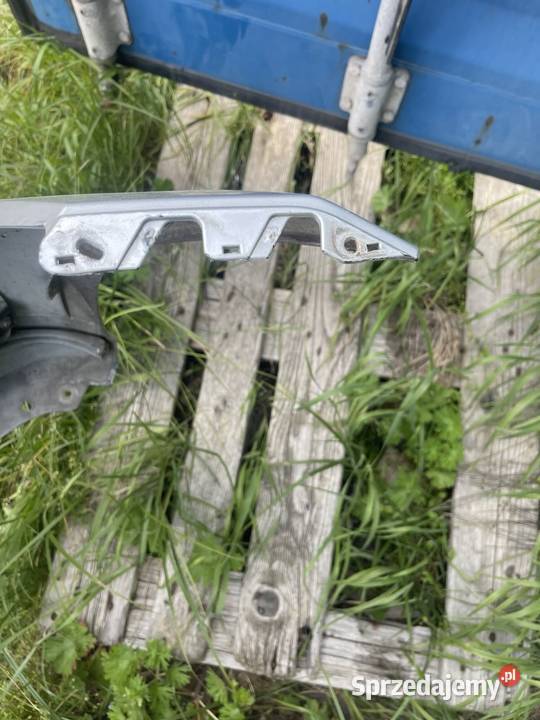 Zderzak przód BMW E90 E91 lift osobowe Stalowa Wola sprzedam