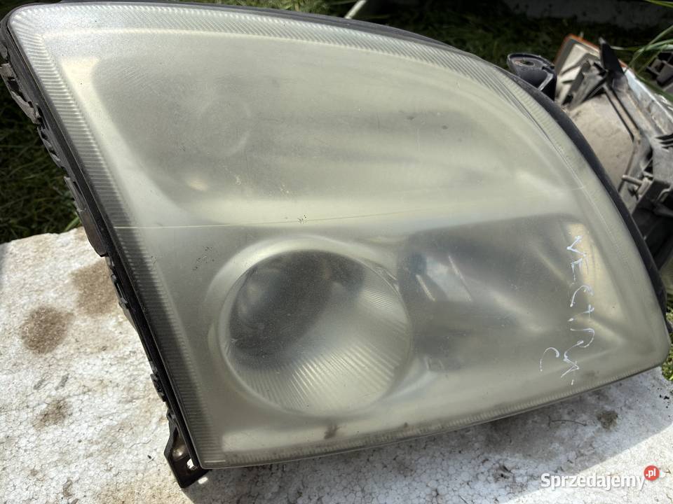 Lampa Prawa Przód Opel Vectra C osobowe