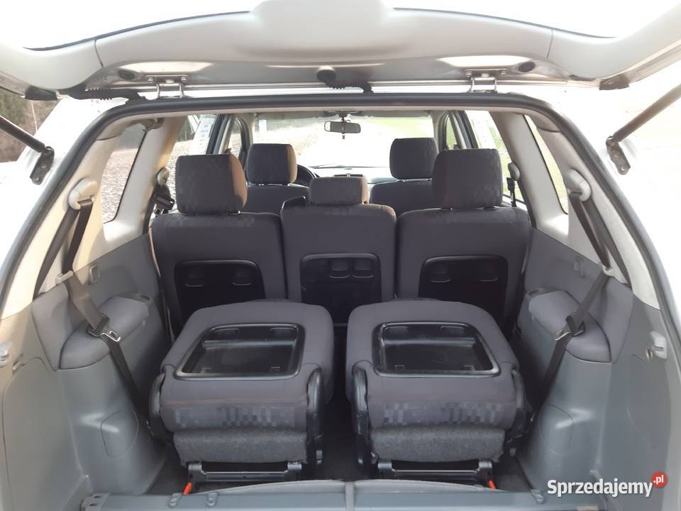 Toyota Avensis Verso 7 osobowa centralny zamek Avensis Verso śląskie