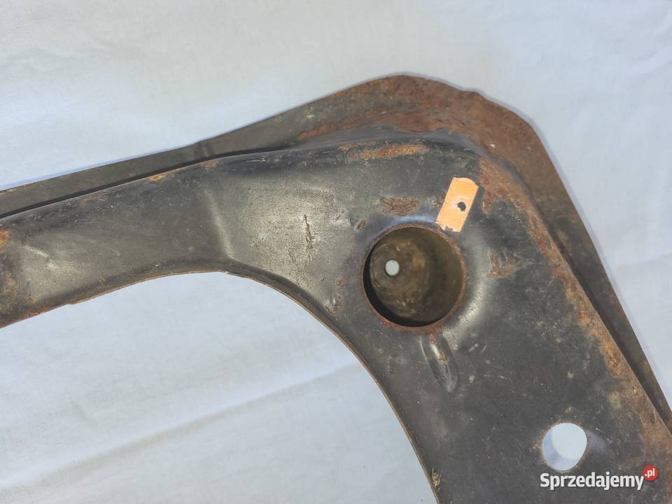Trabant 601 Nowy wspornik nadkola tylnego Piaseczno
