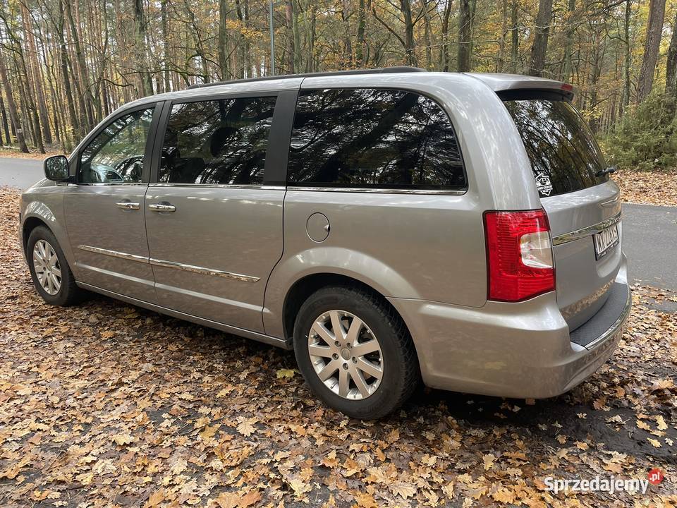 Chrysler Town Country Chrysler Town Country 2016 4/5 Warszawa