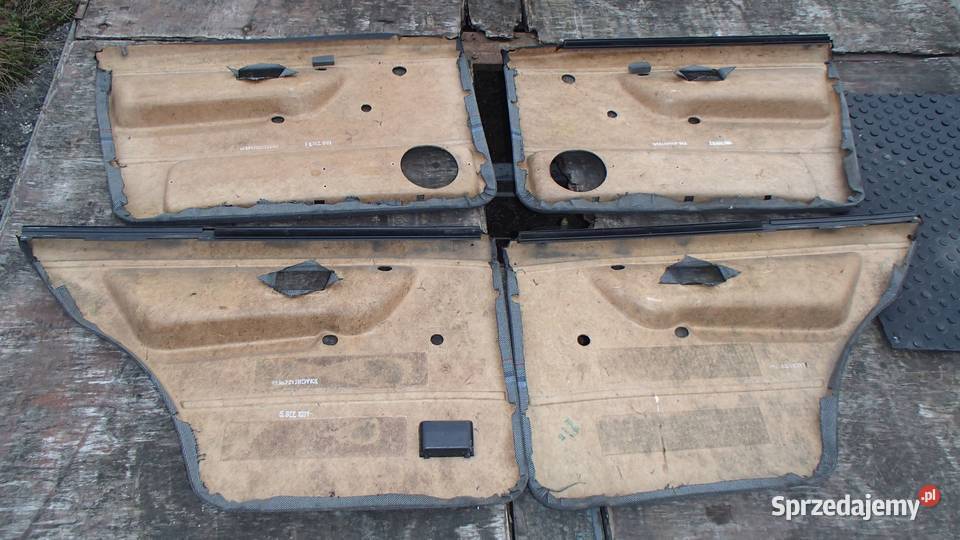 VW Golf II Fotele kanapa boczki MK2 II