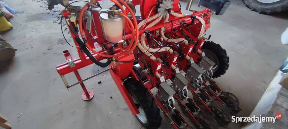 Siewnik pneumatyczny do warzyw Agricola Italiana Radzanowo sprzedam
