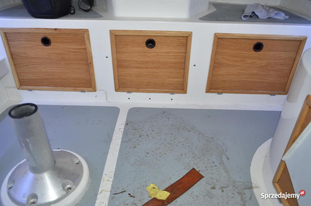 łódź Romana 430x180 Rok produkcji 2013 Ząbki