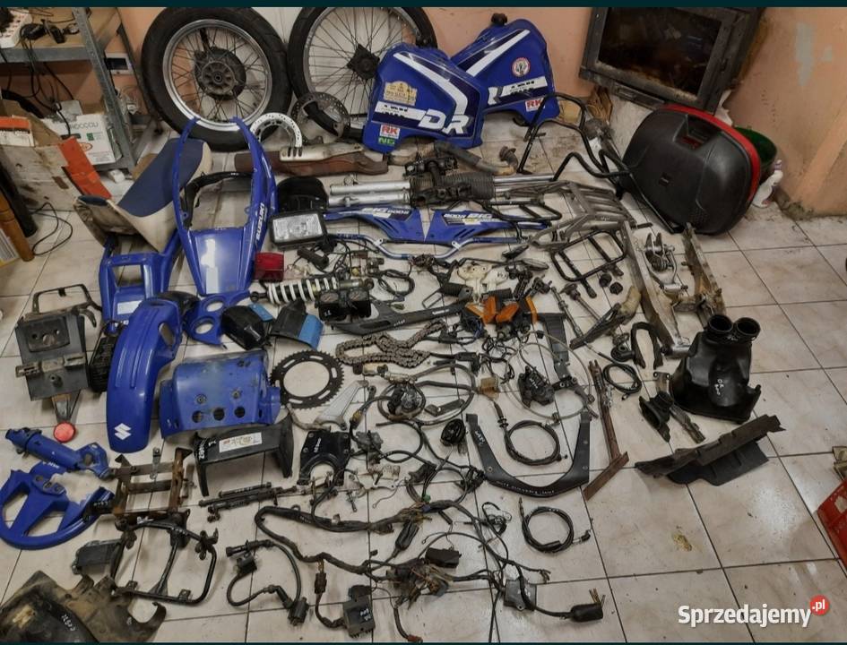 Suzuki DR 800 BiG części owiewki bak lagi koła Jelenia Góra sprzedam