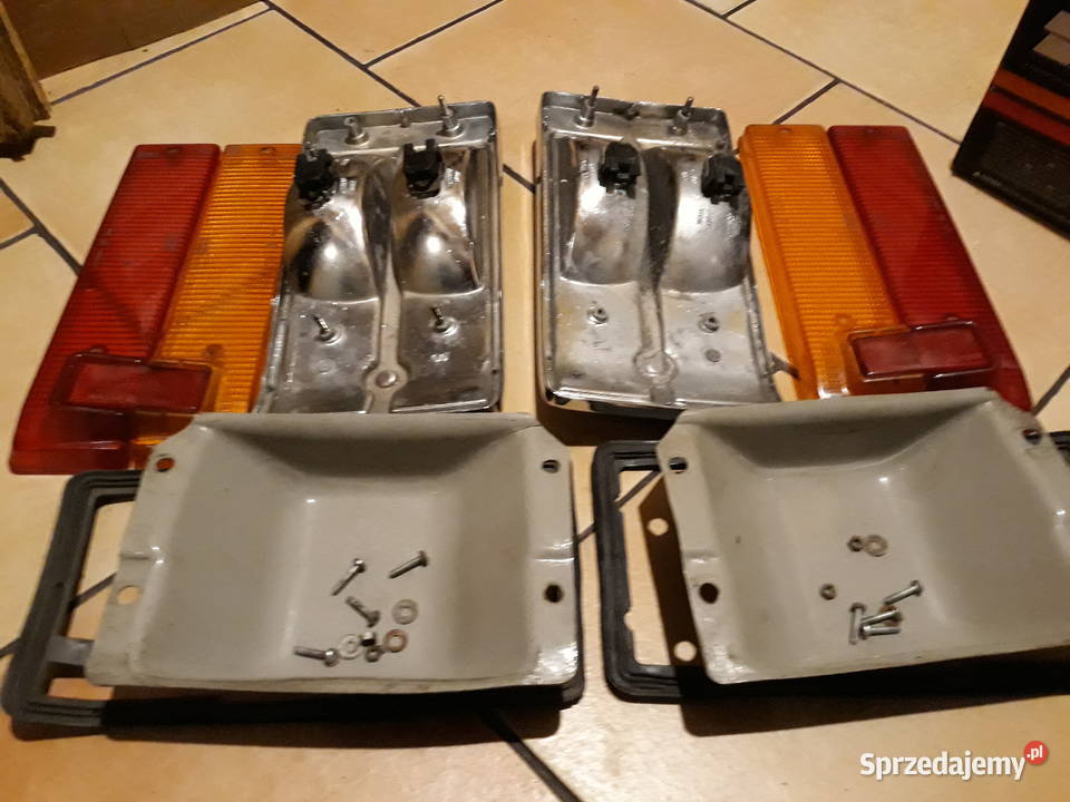 Fiat125p lampy tylne MR75 Leszno