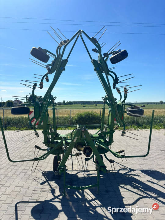 Przetrząsacz siana KRONE KW 672 67 m 2014 r