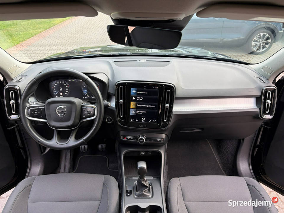 Volvo XC 40 Podgrzewane fotele i kierownica Hak Lipówki
