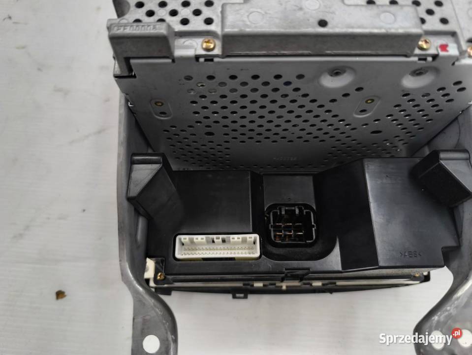 RADIO CD TOYOTA AVENSIS II T25 18 8612005070