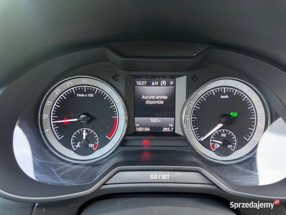 2017 Skoda Octavia Combi 16 TDI Ambition 4000 automatyczna Samochody osobowe Warszawa