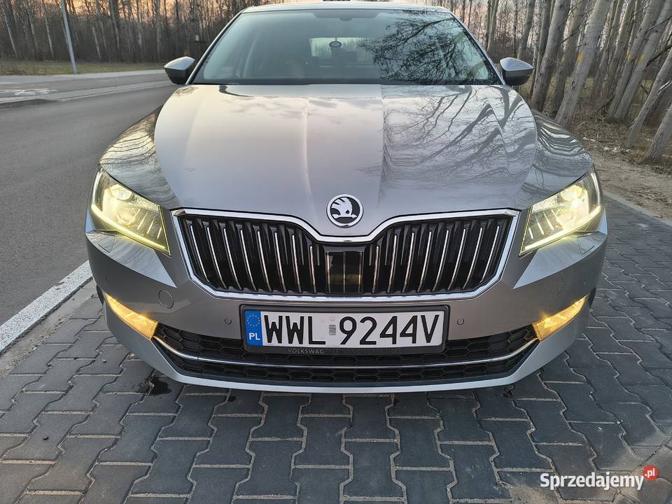 Sprzedamzamienię Superb 20 TDI nowy rozrząd czujnik parkowania Superb Wołomin sprzedam