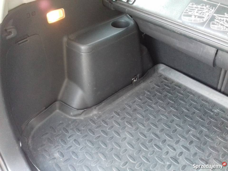 Toyota Corolla Verso 2006 18 benzyna 164000 5 Olsztyn