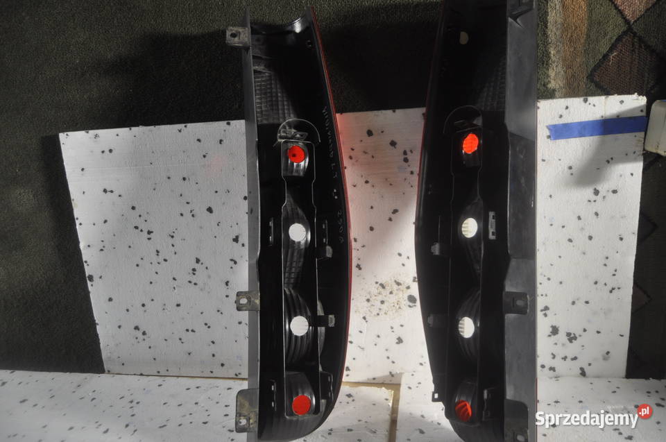mercedes vito w 639 lampa tył lewa prawa Sierakowice