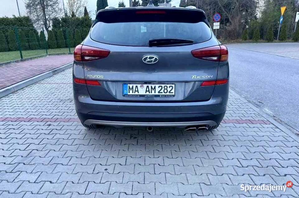 Hyundai Tucson 16 crdi 2019 r Radoszyce