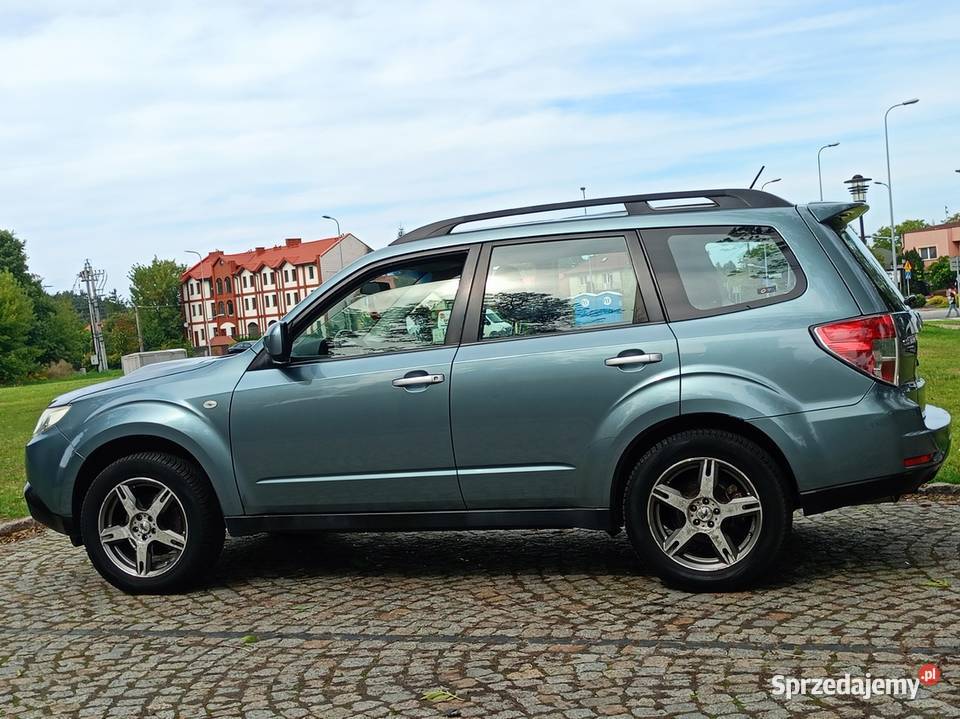 Ładne Subaru Forester 20D Boxer4x4Salon Gostynin sprzedam