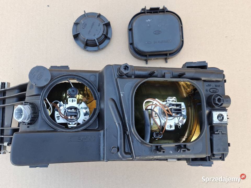 MAN TGL TGM LIONS REFLEKTOR PRAWY LAMPA PRAWA ciężarowe Lampy przednie Bieleń