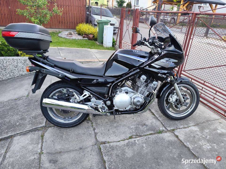 XJ900 oryginał kufry super stan czterosuwowy Motoryzacja Przeworsk sprzedam