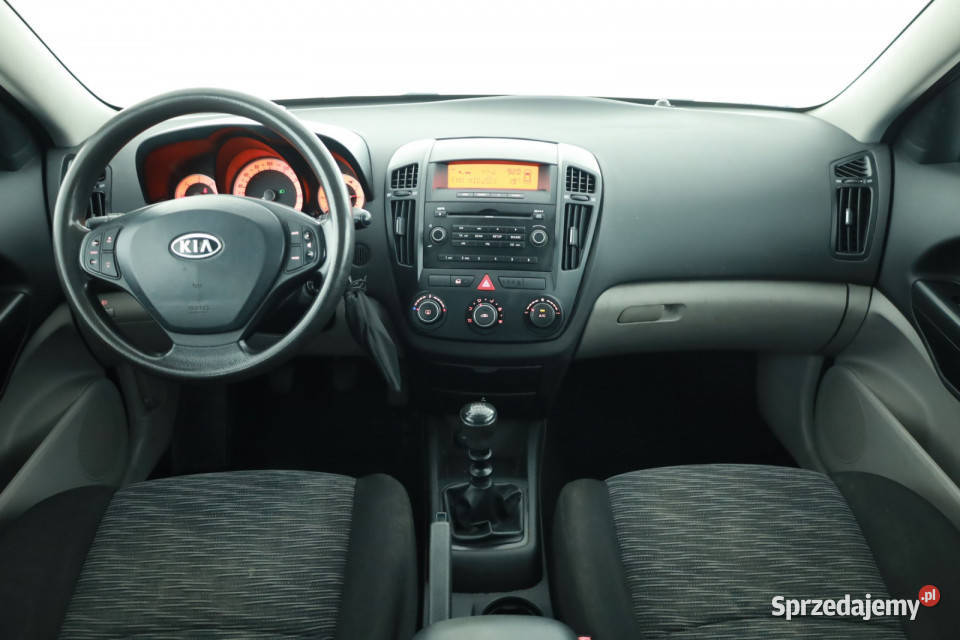 Kia Ceed 16 CRDi 210750km Piaseczno sprzedam