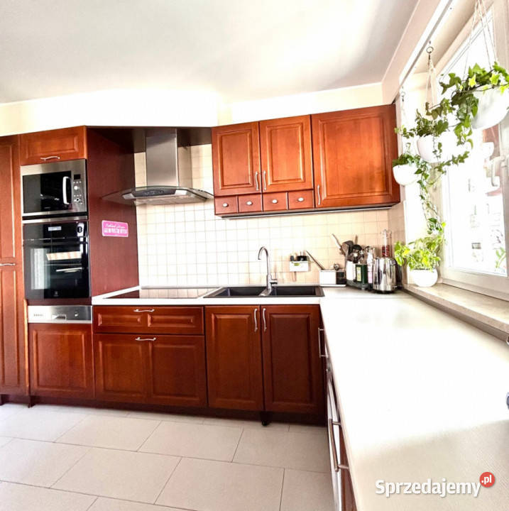 34 pokojowe mieszkanie z widokiem na Jezioro 92.6m2 Warszawa