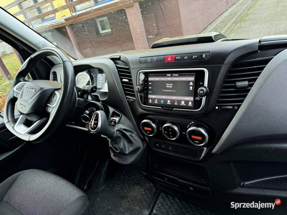 Iveco Daily 35S16 V 160 HiMatic LED Pneumat świętokrzyskie Bliżyn