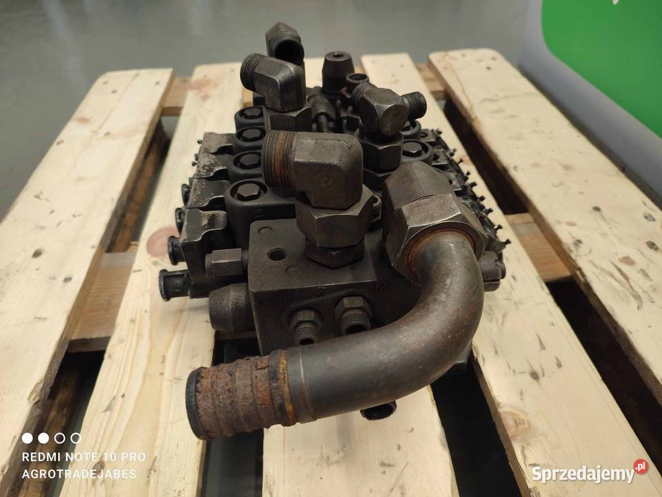 Rozdzielacz hydrauliczny MANITOU 08105220 Wilkowo