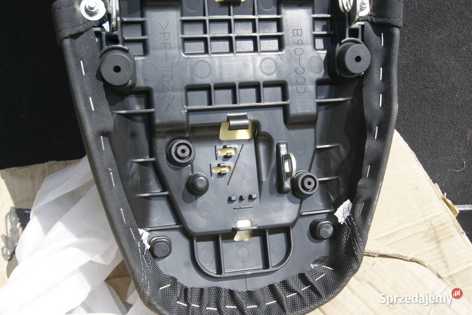 YAMAHA XSR 900 SIEDZENIE KANAPA NOWA