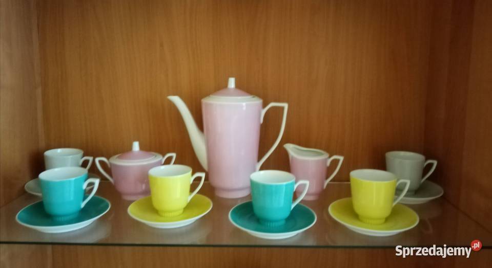 Sprzedam serwiy kawowe Porcelana i szkło śląskie Rychwałd