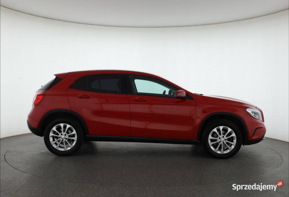 Mercedes GLA GLA 180 Piaseczno