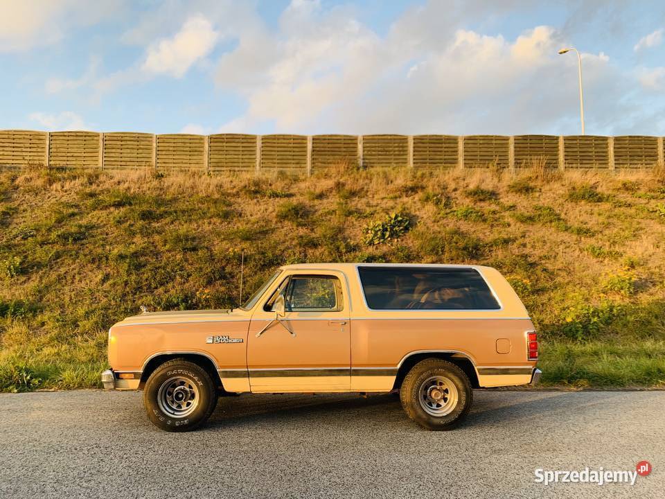 Dodge Ramcharger V8 59 mazowieckie sprzedam