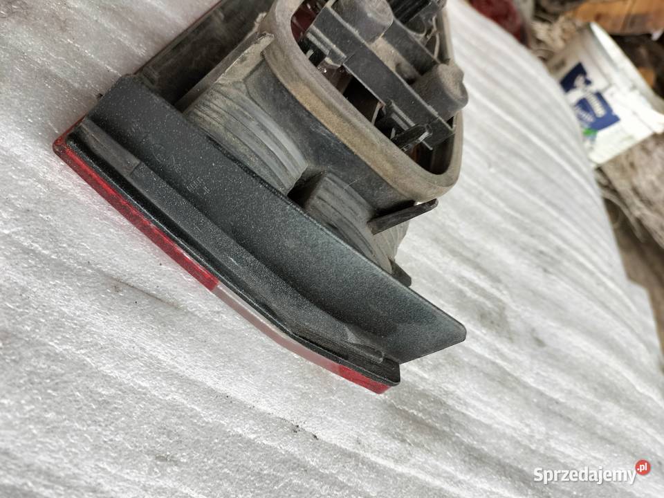 RENAULT LAGUNA II LAMPA TYŁ TYLNA KLAPA