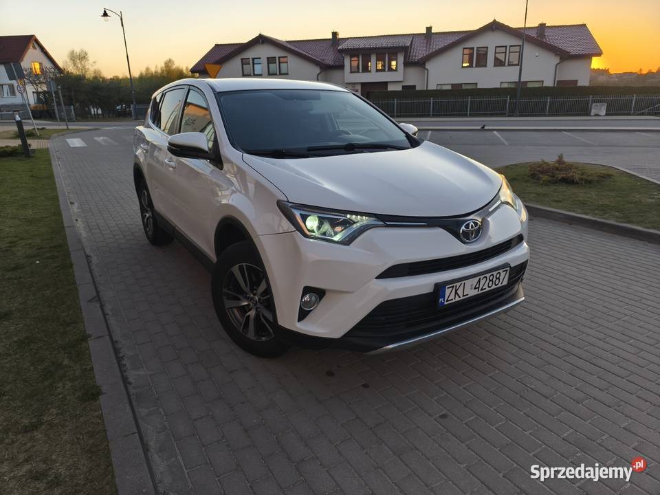 SPRZEDAM TOYOTA RAV4 zarejestrowany w Polsce pomorskie Gdynia sprzedam