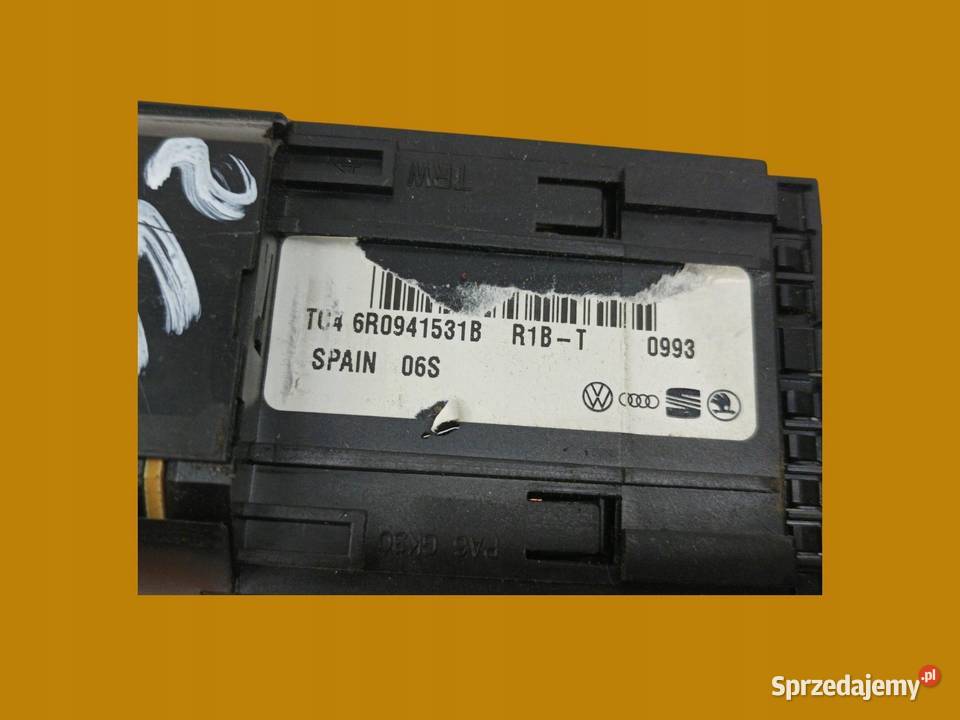 PRZEŁĄCZNIK ŚWIATEŁ 6R0941531B VW Volkswagen Rok produkcji 2013 sprzedam