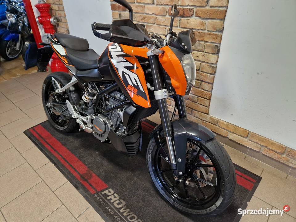 KTM DUKE 125 ABS przebieg 25177 2013r