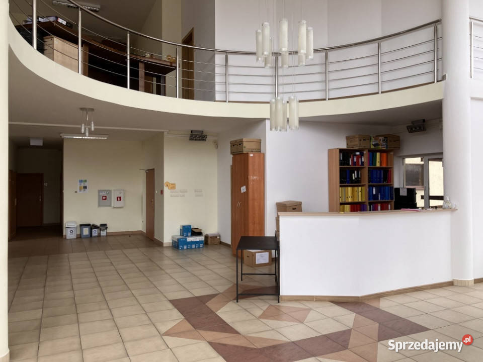 Pomieszczenia biurowe 12 do 30 m2 i magazyn 155 Wynajem Choroszcz