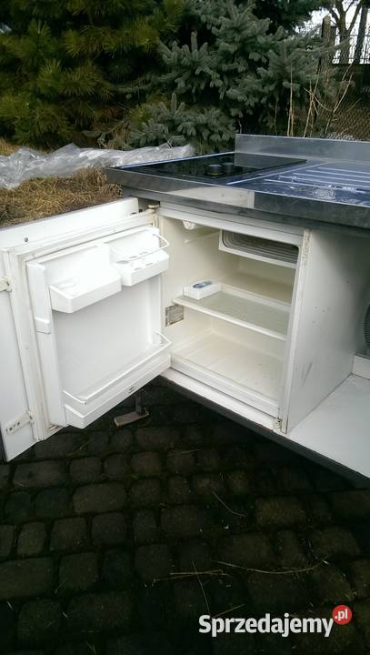 Zlewozmywak bateria szafka lodówka kuchenka