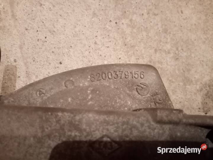 Łapa silnika podpora poduszki silnika D4F Clio