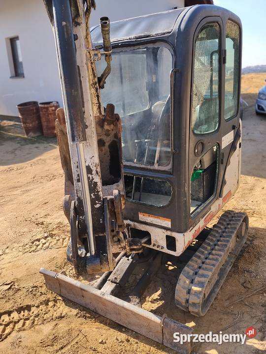 Massey Ferguson ciągnik komunalny 30 koni bobcat Krzeszowice