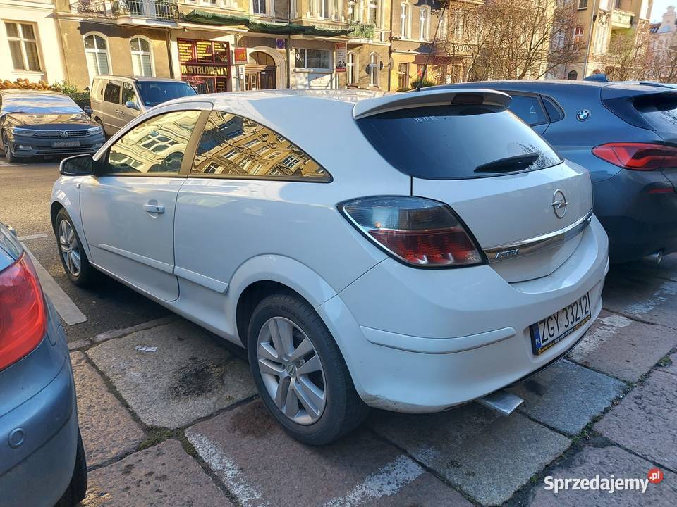 Opel Astra H GTC 2010 Grudzień Opel Szczecin