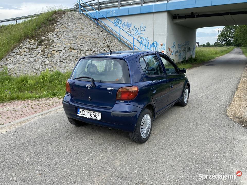Toyota Yaris 2005 10 benzyna 5 drzwi wspomaganie Rok produkcji 2005 Bobrek sprzedam