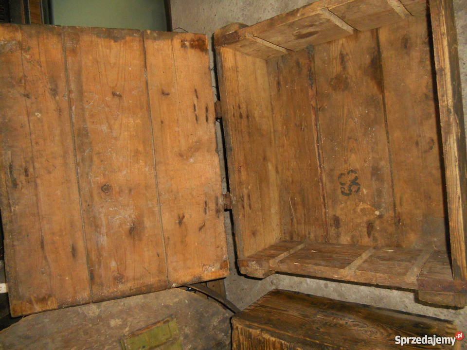 stare drewniane skrzynki Majdan Golczański