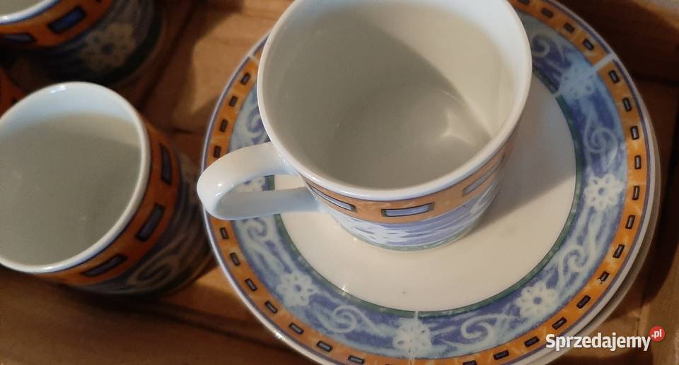 Komplet porcelanapodstawki i kubeczki Porcelana i szkło