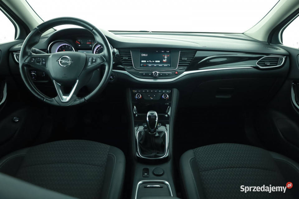 Opel Astra 14 T benzyna